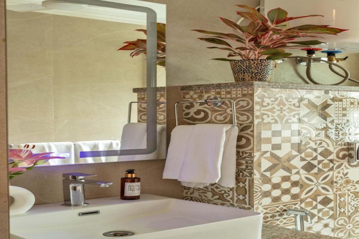 Ikigai Luxury Stays Goa Velha Exterior foto